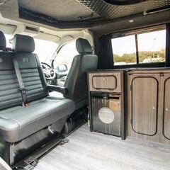 Volkswagen Transporter T28 TDI P/V HIGHLINE BMT 2