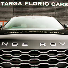 Land Rover Range Rover Velar R-DYNAMIC SE 1