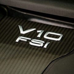 Audi R8 V10 PLUS QUATTRO 1
