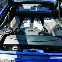 Audi R8 V10 QUATTRO 1