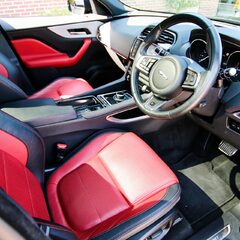 Jaguar F-Pace R-SPORT AWD 1