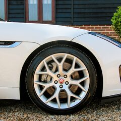 Jaguar F-Type V6 R-DYNAMIC 1