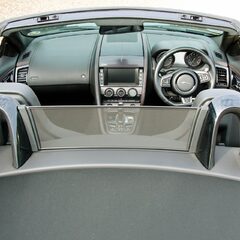 Jaguar F-Type R AWD 2