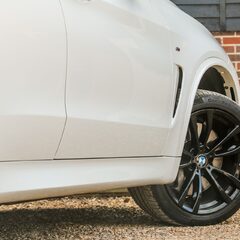 BMW X5 M50D 2