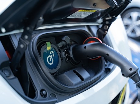 How much does it cost to run an electric or hybrid car?