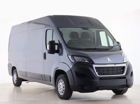 Peugeot Boxer 2.2 BlueHDi L3H2 Professional Van 140ps