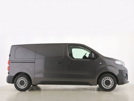 Peugeot Expert Standard 1000 1.5 BlueHDi 100 Professional Premium Van S&S 10