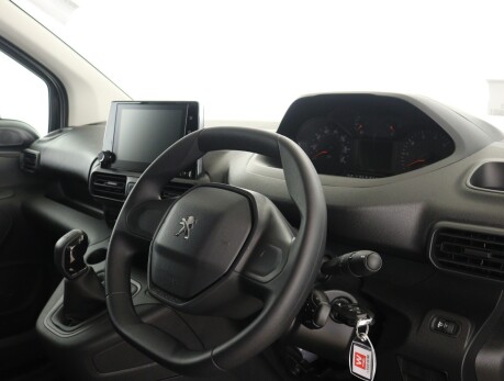 Peugeot Partner 650 1.5 BlueHDi 75 Professional Van 5
