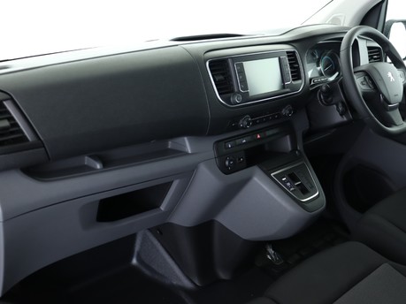 Peugeot Expert Compact 1000 100kW 50kWh Professional Premium Auto 10