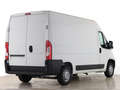 Peugeot Boxer Professional L2H2 335 Blue HDi 140ps 5