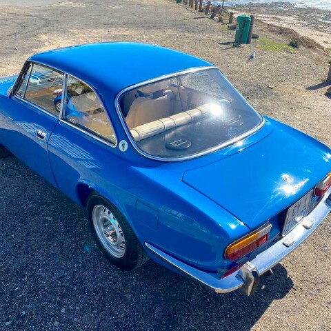 Alfa Romeo GTV 2000 GT Veloce