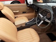 Jaguar E-Type V12 5.3 Roadster 55