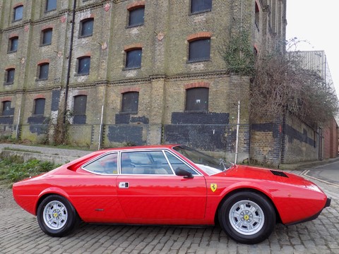 Ferrari 308 GT4 Dino 1