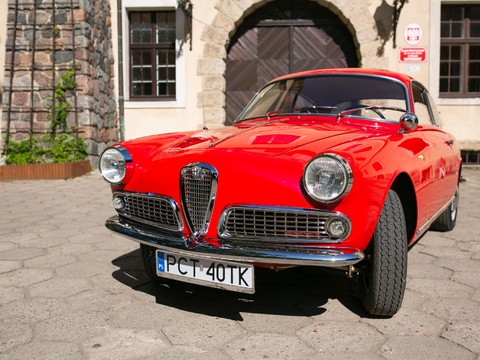 Alfa Romeo Giulietta Sprint (Tipo 750 B) 4