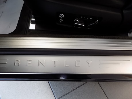Bentley Continental GTC 33