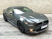 Ford Mustang GT 4