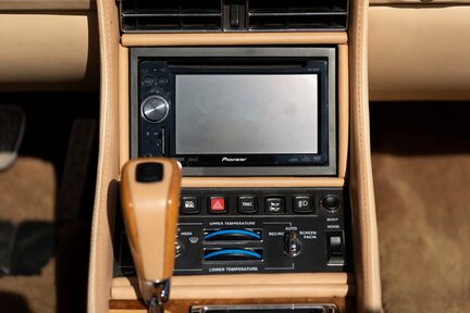 Bentley Azure Mulliner Wide Body 28