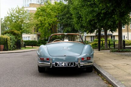 Mercedes-Benz SL 300 Roadster 6