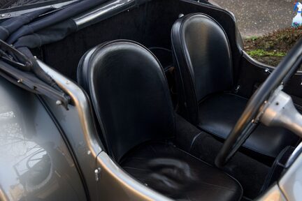 Jaguar SS100 3½ Litre Roadster 25