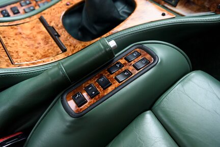 Aston Martin V8 Vantage V600 Le Mans 35