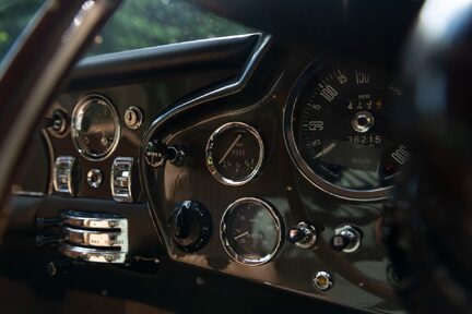 Aston Martin DB6 MKII Vantage Specification 21