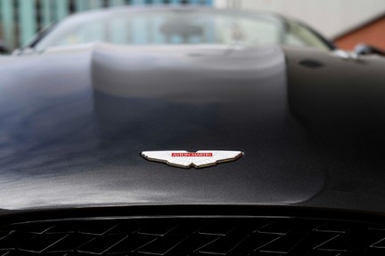Aston Martin Vanquish Zagato Volante 12