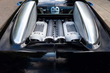 Bugatti Veyron 16.4 38