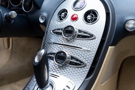 Bugatti Veyron 16.4 29