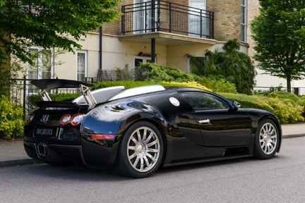 Bugatti Veyron 16.4 3