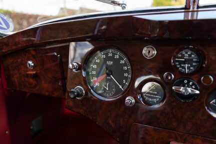 Jaguar XK 120 Fixed-Head Coupe 22