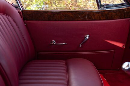 Jaguar XK 120 Fixed-Head Coupe 29