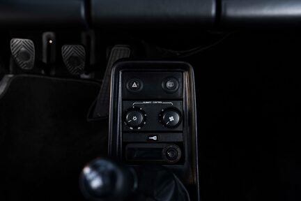 Porsche 911 930 TURBO 23