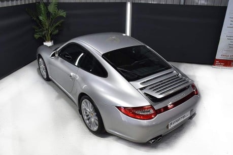 Porsche 911 CARRERA 4S 13