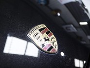 Porsche 911 CARRERA 4 2