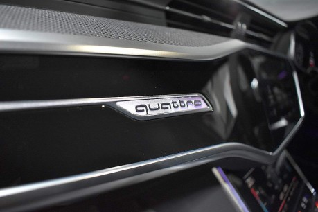 Audi A6 RS 6 AVANT TFSI QUATTRO CARBON BLACK 83