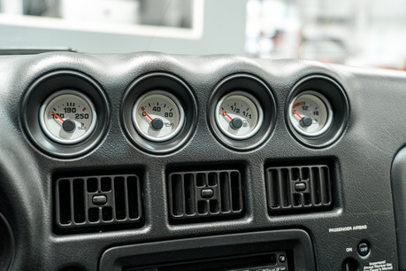 Dodge Viper GTS V10 8.0. LIMITED RUN PAINTWORK. SPORT SUSPENSION. RARE MODEL. 4