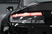 Aston Martin Vantage V12. RARE MANUAL GEARBOX. EXTERIOR & INTERIOR CARBON PACKS. CARBON SEATS. 11