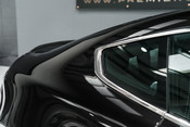 Aston Martin Vantage V12. RARE MANUAL GEARBOX. EXTERIOR & INTERIOR CARBON PACKS. CARBON SEATS. 16