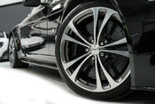 Aston Martin Vantage V12. RARE MANUAL GEARBOX. EXTERIOR & INTERIOR CARBON PACKS. CARBON SEATS. 20