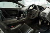 Aston Martin Vantage V12. RARE MANUAL GEARBOX. EXTERIOR & INTERIOR CARBON PACKS. CARBON SEATS. 29