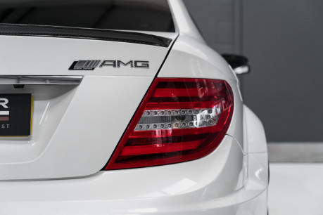 Mercedes-Benz C Class C63 AMG. BLACK SERIES. COLLECTOR'S EXAMPLE. LOW MILEAGE. LOW OWNERS. 18