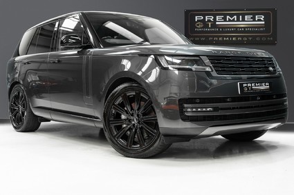 Land Rover Range Rover VOGUE HSE. D350. 1 OWNER FROM NEW. 22" GLOSS BLACK WHEELS. SLIDING ROOF.
