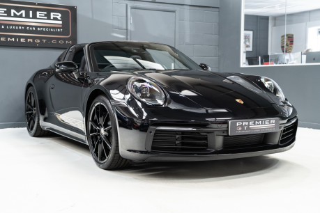 Porsche 911 TARGA 4 PDK. 1 OWNER FROM NEW. SPORTS CHRONO. BOSE. PRIVACY GLASS. FULL PPF 32