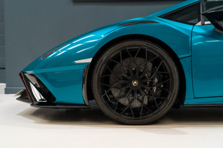 Lamborghini Huracan STO. FULL CARBON EXTERIOR PACK. LIFTING SYSTEM. SPORTS SEATS. FULL PPF. 6