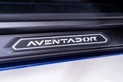 Lamborghini Aventador SV LP750-4 6.5 V12. TRANSPARENT ENGINE COVER. CARBON X-FRAME & T-BRACE. 36