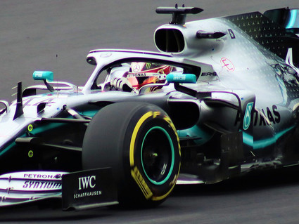 Lewis Hamilton Clinches 6th F1 World Championship Title