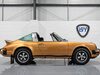 Porsche 911 Targa Safari Goldfinger
