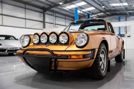 Porsche 911 Targa Safari Goldfinger Specification