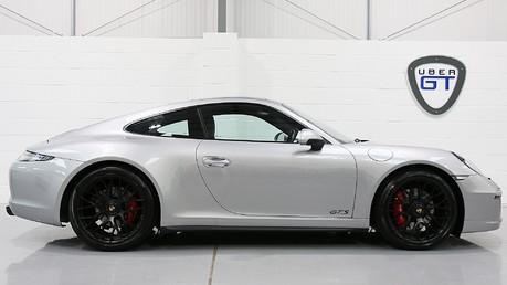 Porsche 911 Carrera 4 GTS - Incredible Spec, FPSH and Recently Serviced Video