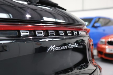 Porsche Macan Turbo - 1 Owner - Huge Specification 11